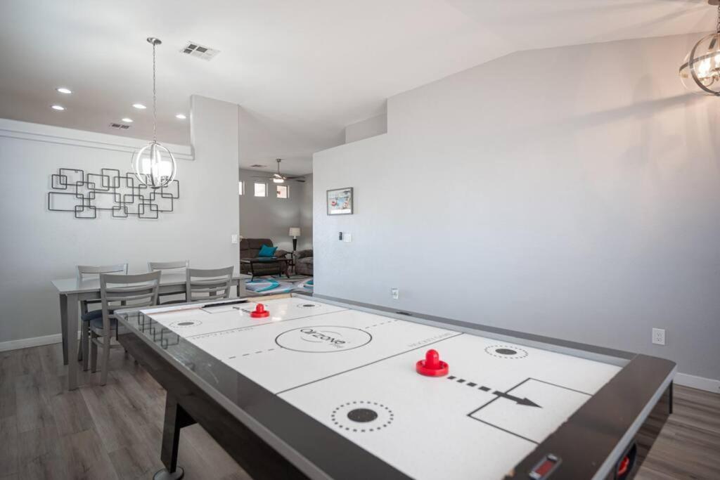 Gorgeous Las Vegas Home With Rv Parking Exteriér fotografie